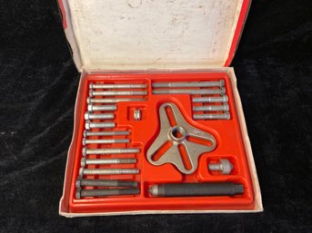 Snap On Tools Harmonic Balancer Puller Set