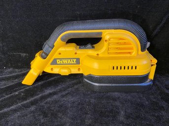 DeWalt 18 Volt Cordless 1/2 Gallon Wet/Dry Vaccuum