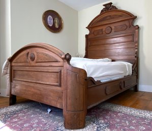 Victorian Eastlake Walnut Bed With Burl Veneer Accents, Carved Finial And Detailed Accents