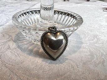 Sterling Silver Heart Shaped Pendant, Weighs 4g