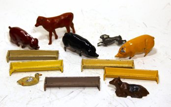 Lot 12 Pieces Painted Lead Dime Store Farm Animals And Troughs