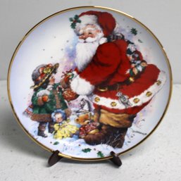 Franklin Mint Heirloom Santa X-mas Plate