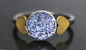 Sterling Silver Ladies Ring Blue Glass Stone W Flanking Hearts Size 9.5