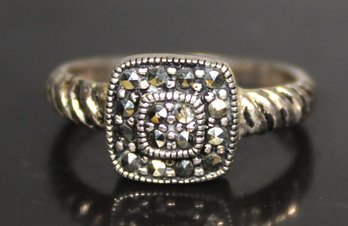 Pretty Sterling Silver 925 Ladies Ring Marcasites Size 8