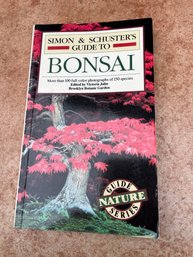 Simon & Schusters Guide To Bonsai Nature Guide Series