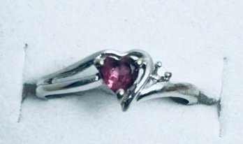 VINTAGE 10K WHITE GOLD AMETHYST HEART WITH DIAMOND ACCENT RING