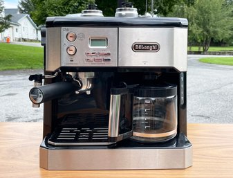 A DeLonghi Combination Coffee Espresso Cappuccino Machine, Includes Extra Pot