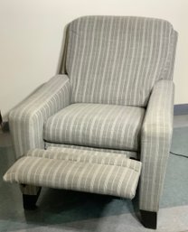 Nice Laz Boy Power Recliner ~ Grey Striped Fabric ~