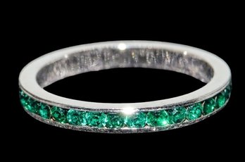 Vintage Sterling Espo Ring W/ Beautiful Sparkly Green Stones Size 8