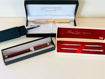 Nice Collection Of Pens & Pencils