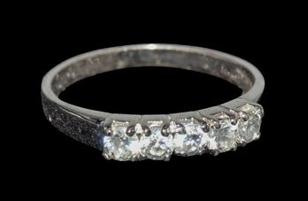 Beautiful Sparkling 925 Sterling Ring Size 8