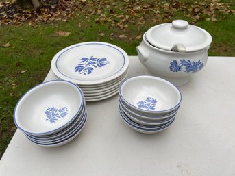 Pfaltzgraff Stoneware Dish And Tureen Set In Blue Floral Pattern