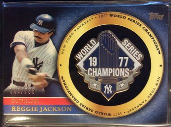 2012 Topps Reggie Jackson 1977 World Series Champion Commemorative Gold Pin Card 44/736 - K