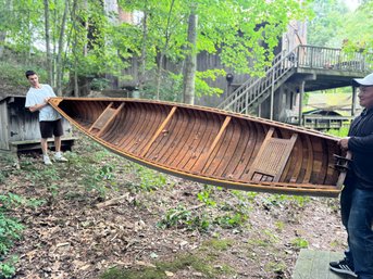 Gorgeous 15 Foot Chestnut Temagami Canoe