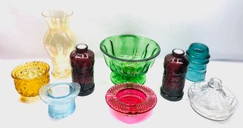 Grouping Of 9 Assorted Glass Smalls