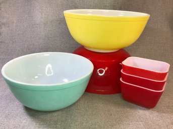 Awesome Lot Of Six (6) PYREX Pieces - Primary Colors - Several Nice Styles - Older Marks - Nice Pieces !