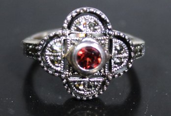 Quatrefoil Shaped Sterling Silver Ladies Ring Size 5.75 Red Stone