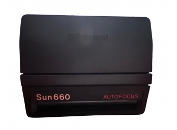 Polaroid Sun 660 Autofocus Camera