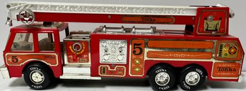 Vintage Tonka Ladder Fire Truck - Water Cannon 5 - Pressed Steel - 23 X 5.5 X 8 H - Siren Does Not Work