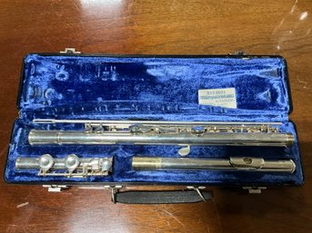 Bundy Flute In Hard Case ~ Complete ~