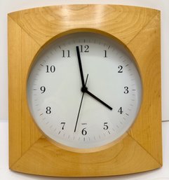 Crate & Barrel Quartz Wall Clock