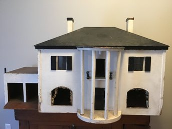 HUGE ELECTRIFIED DOLL HOUSE