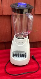 Brentwood Blender