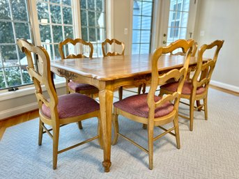Beautiful Golden Solid Oak Kitchen Table With Six Chairs