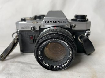 Olympus OM 10 Camera