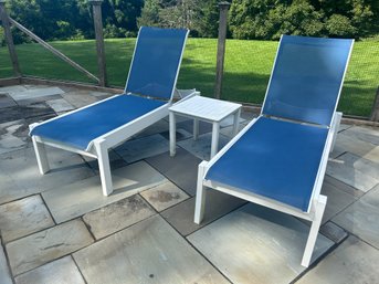 Pair Of Telescope Casual Leeward Stacking Lounge Chairs And Side Table (1 Of 2)