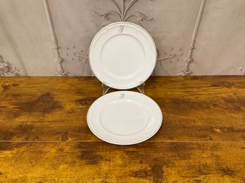 Villeroy & Boch Cortina White Dinner Plates With F Initial Set/2