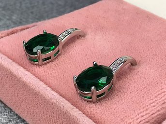 Wonderful Brand New 925 / Sterling Silver Earrings With Emerald And White Zircons - Shepard Hook Backs