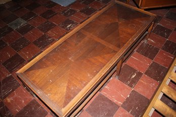 Vintage Coffee Table ( Possibly Made By Hammary?)