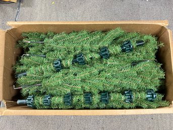 7 1/2 Foot Artificial Christmas Tree