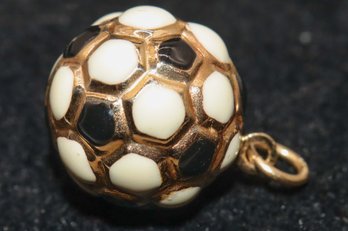 Beautiful 14k Yellow Gold With White And Black Enamel Ball Pendant