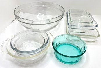 8 Glass Bowls, Including Vintage Pyrex & Acoroc