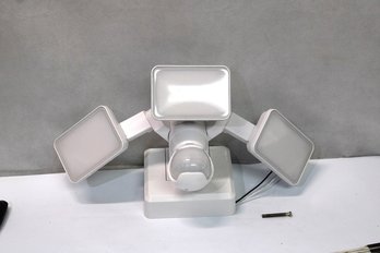 Defiant Motion Activated White Three-Head Outdoor Flood Light - USED