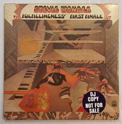 Stevie Wonder - Fulfillingness' First Finale T6332S1 EX Promo Sticker On Front