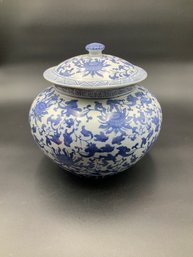 Lidded Chinese Jar