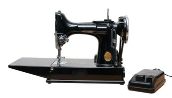 Inger 1946 221K Featherweight Portable Sewing Machine