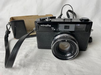 Minolta 7s Camera