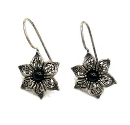 Vintage Designer Sterling Silver Onyx Color Intricate Flower Earrings