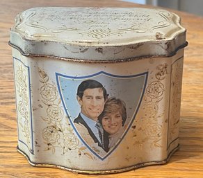 Charles And Diana Tin Commemorating The Birth Of Their First Child - 1982