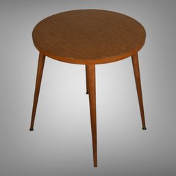 Mid Century Round Side / Accent / Occassional Table