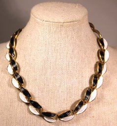 Vintage Black And White Enamel Gold Tone Link Necklace1