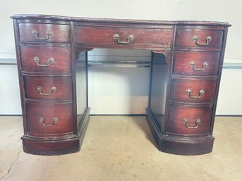 Fine Wooden Vintage Desk