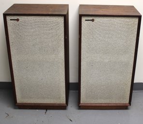 Rectilinear High Power Speakers