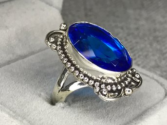 Beautiful Brand New 925 / Sterling Silver Ring With Intense Blue Topaz - Very Pretty Piece - Never Worn !