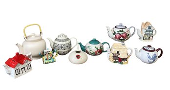 Lovely Teapot Lot Including Fitz & Floyd, Beit Hayotser, Pioneer Woman & More