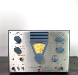 RCA WR-89A Crystal Calibrated Marker Generator - Powers On